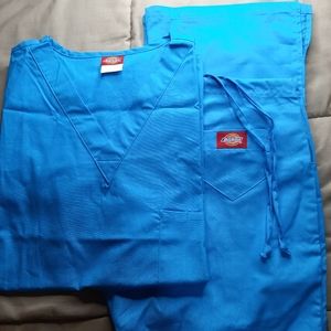 Dickies Scrub Set